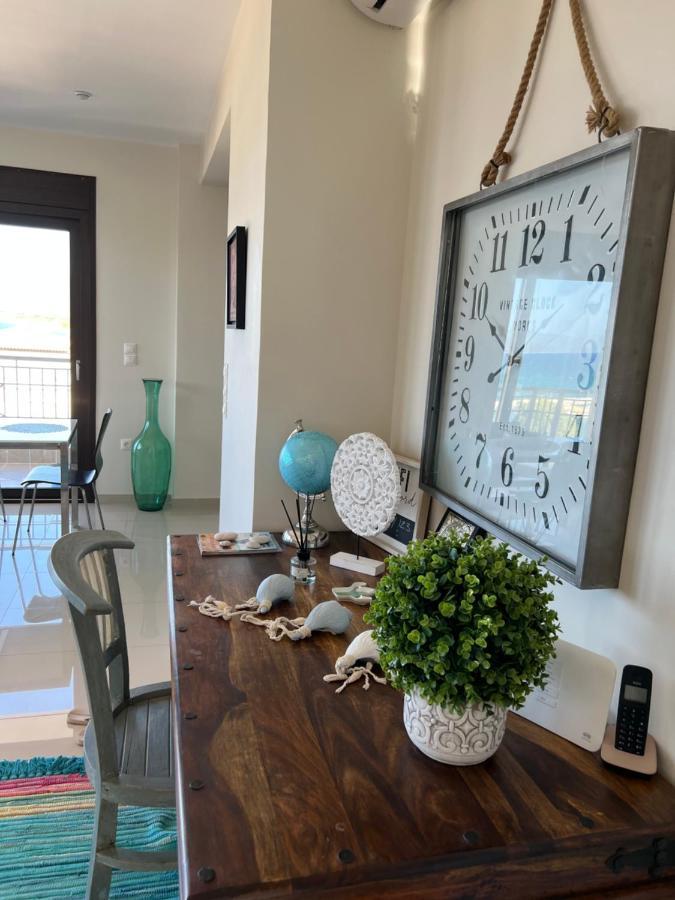 Magical Seaside Town Boutique Apts 2 Apartamento Kyparissia Exterior foto