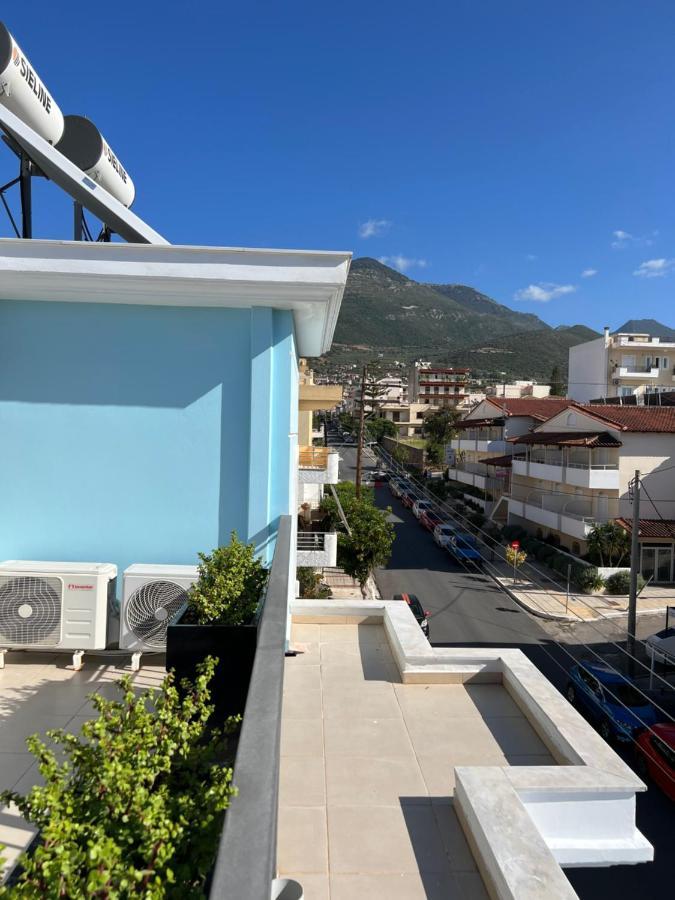 Magical Seaside Town Boutique Apts 2 Apartamento Kyparissia Exterior foto